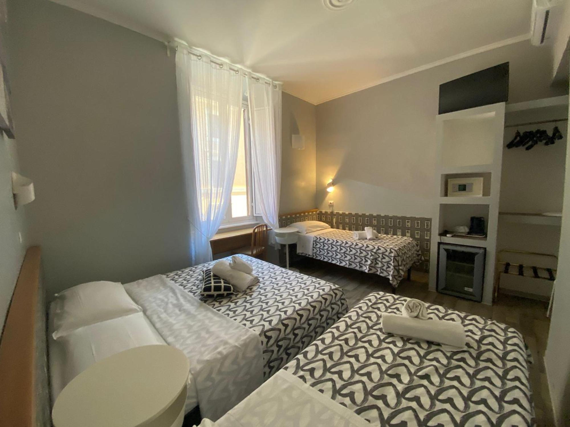 Guest House Fidardo Rzym Zewnętrze zdjęcie